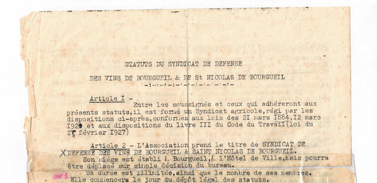 Statuts du syndicat de défense des vins de bourgueil et de st Nicolas de Bourgueilsigné par Adrien ORY le 9 mars 1937, document original.&nbsp;